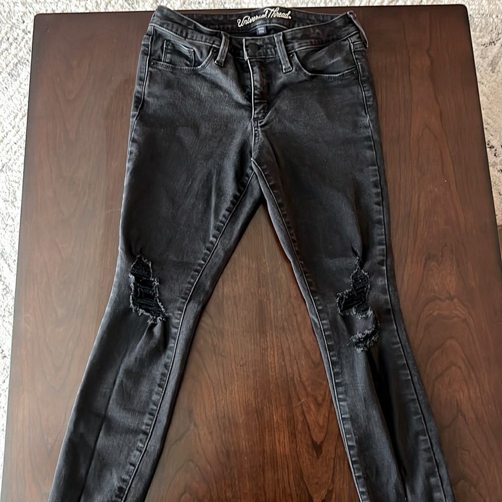 Universal thread black frayed jeans size 0/25S